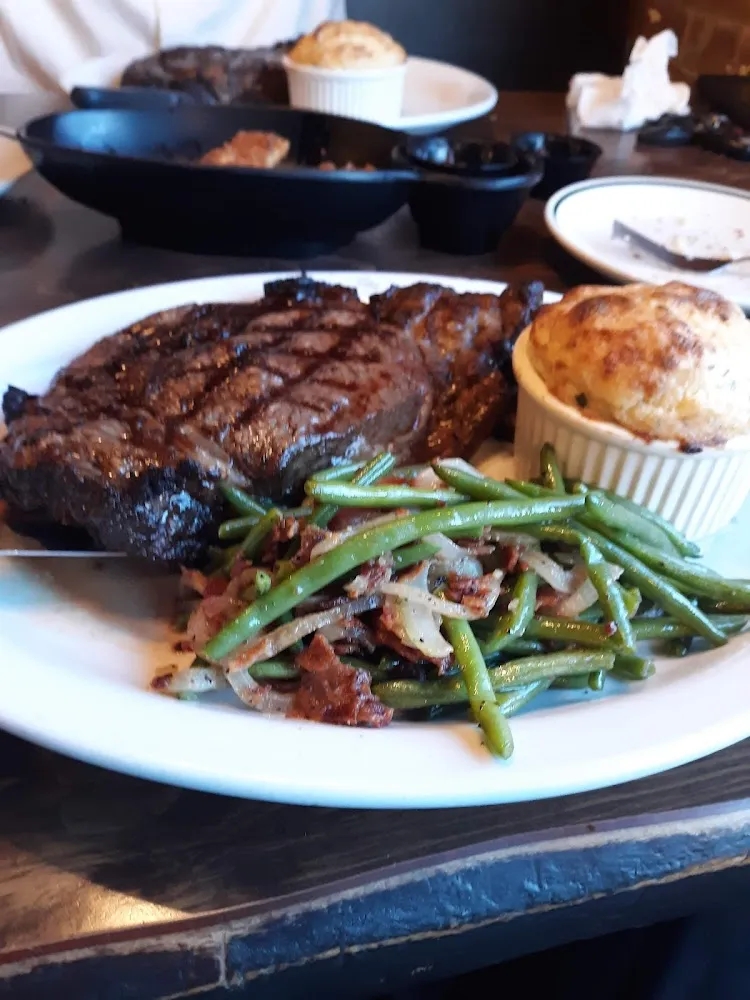 1 1 2 Rib Eye Steak and Green Beans