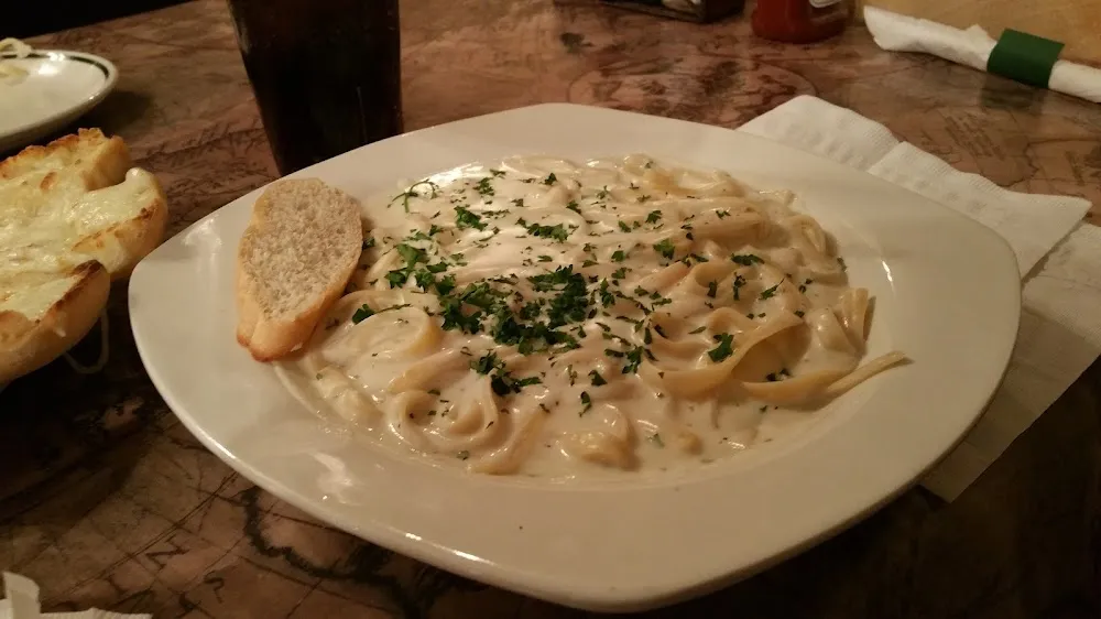 Fettuccine Alfredo